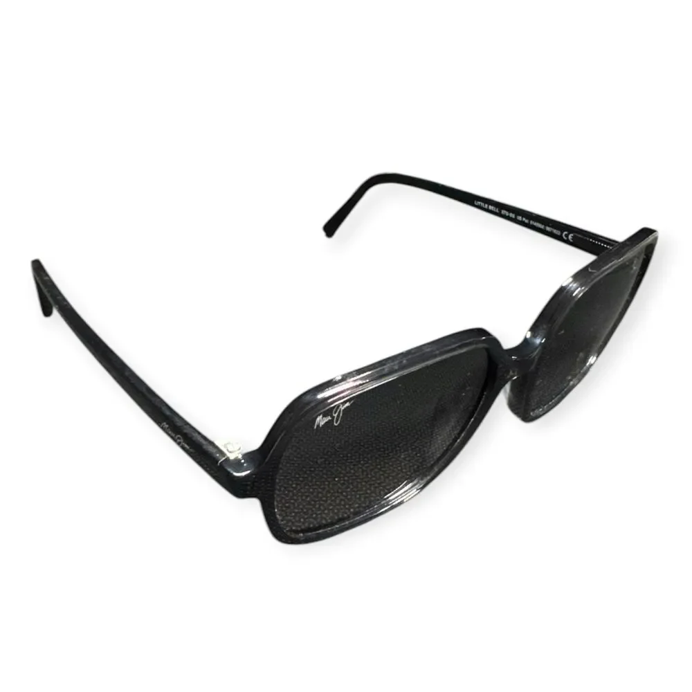 Maui Jim Little Bell Sunglasses MJ 860-11 Translucent Black Polarized w/ Case